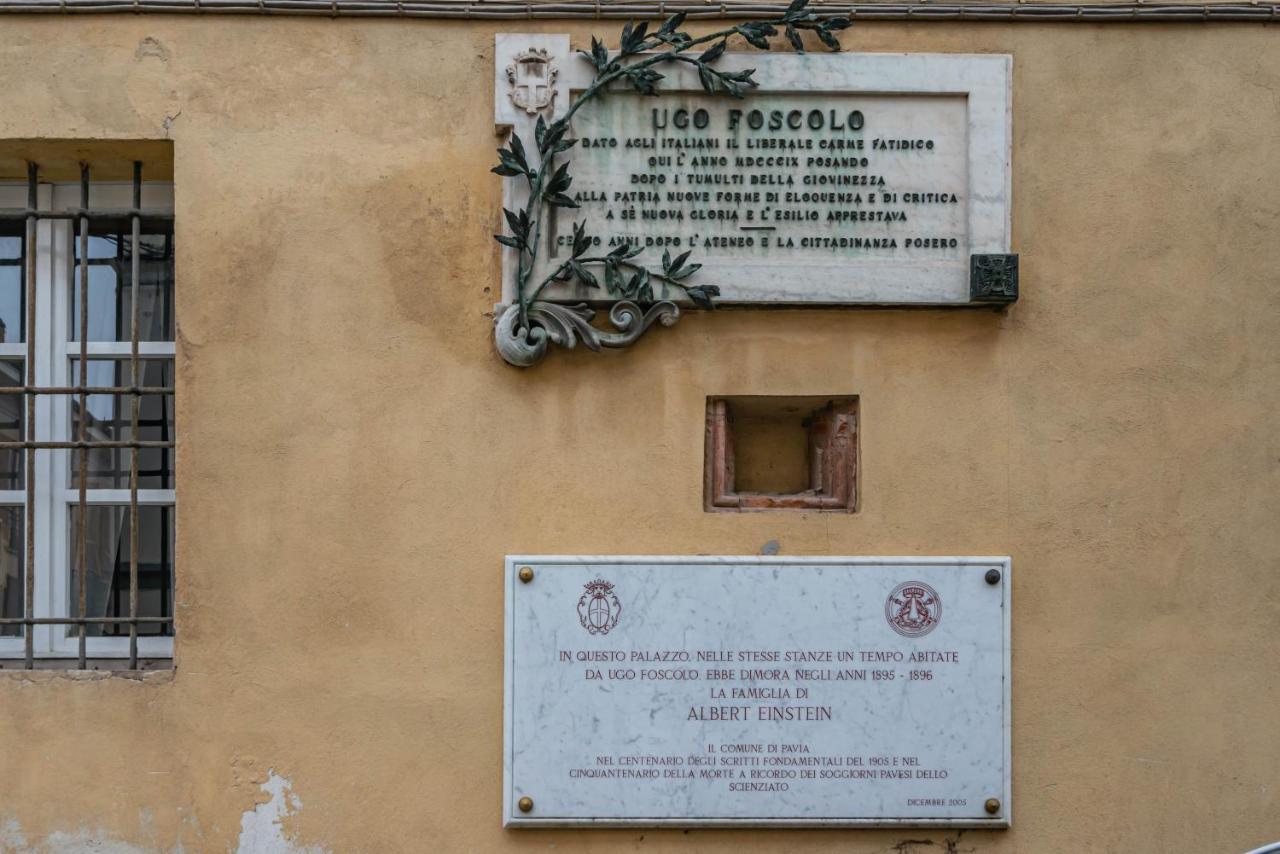 Appartamento House Of Foscolo - Palazzo Cornazzani - By Host4U Pavia Esterno foto
