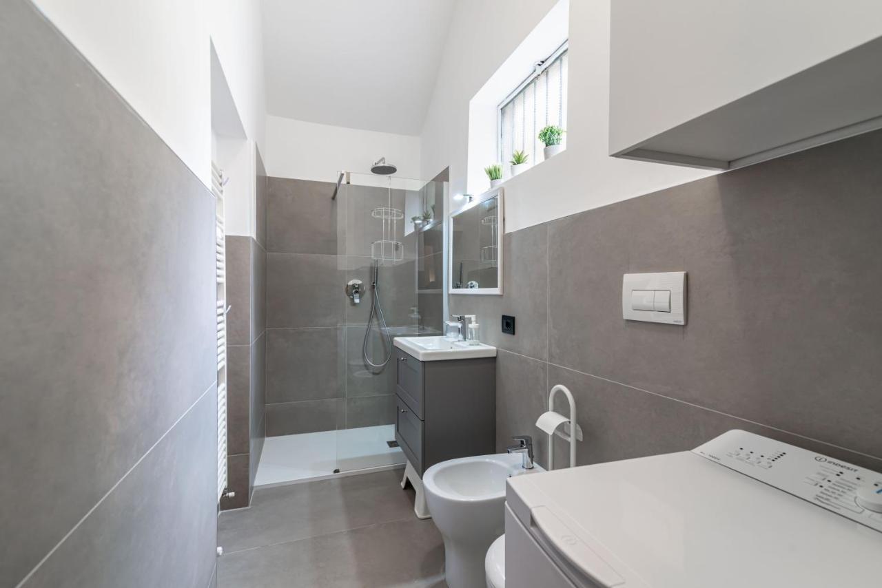 Appartamento House Of Foscolo - Palazzo Cornazzani - By Host4U Pavia Esterno foto